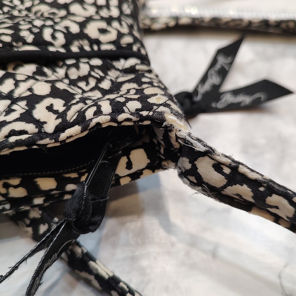 Vera Bradley Black White Animal Print Quilted Crossbody Zip Pockets Adjustable - Picture 12 of 12